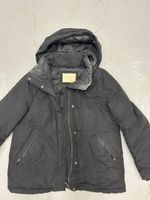 Schwarze Esprit Winterjacke mit Kapuze, Grösse M/38 Top!