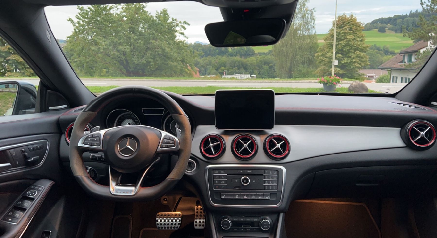 Mercedes-Benz Autos: CLA 45 AMG 4MATIC | Night Paket | Panorama – Gebraucht aus Thörishaus von ber_g2fy 5