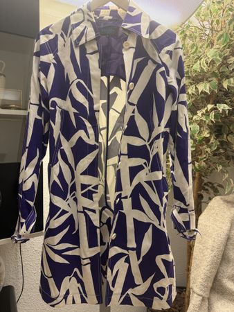 Escada Sport veste légère femme taille 38, motifs originaux