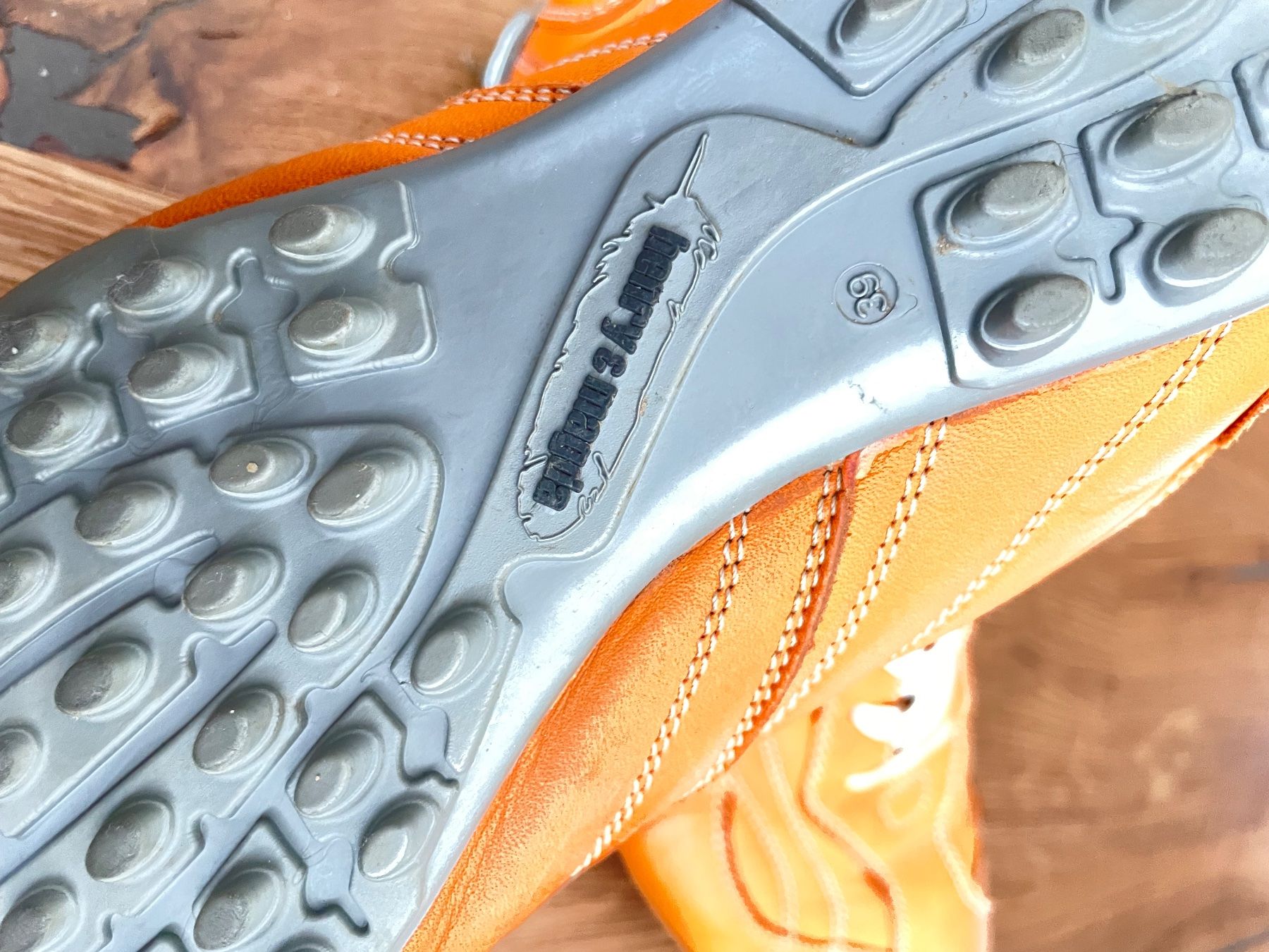 Scarpe da donna: Golfschuhe in verschiedenen Farben – Usato da Ennetbürgen venduto da scriccolo 6