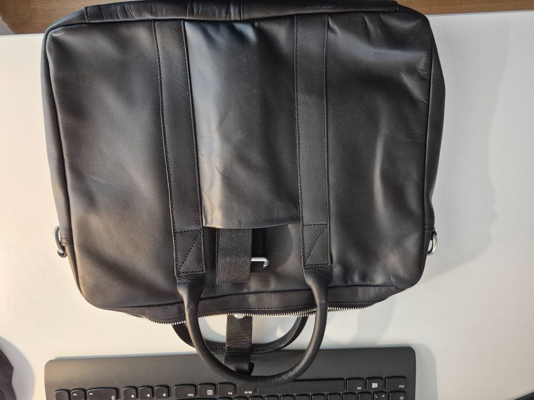 Borse: Laptoptasche zu verkaufen – Usato da Goldach venduto da Robin210896