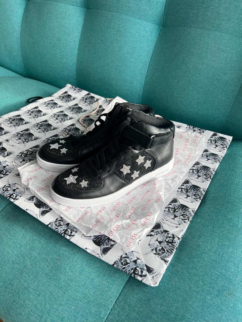 Guess Scarpe da donna: Sneakers Guess – Nuovo e nell'imballaggio originale da St-Sulpice VD venduto da elo_9ghs