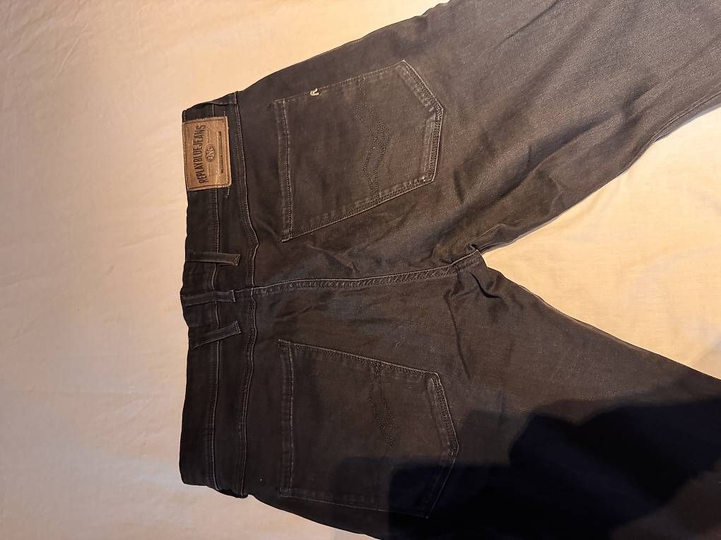 Jeans: Schwarze Jeans Replay – Usato da Regensdorf venduto da Jazmyn307 2