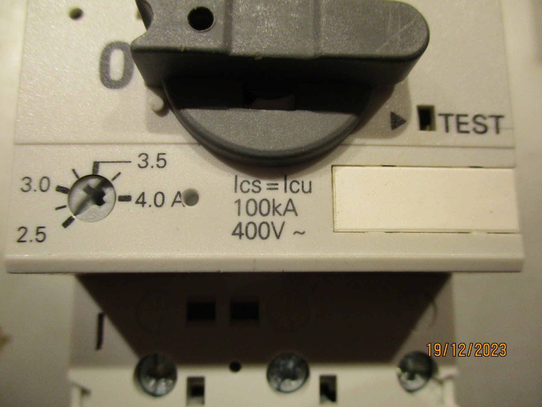 ABB Schalter: MS325-6.3 ABB MOTORSCHUTZSCHALTER 690 VOLT – Gebraucht aus Langnau i. E. von Superseven69 2