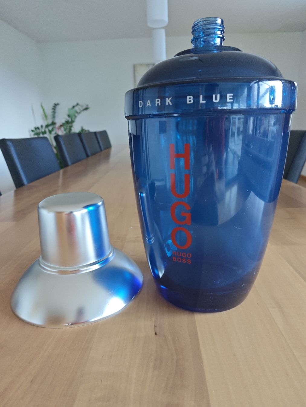 Hugo Boss Flacons: Grosse Muster Parfümflasche Hugo Boss – Gebraucht aus Siebnen von han_xck2 4