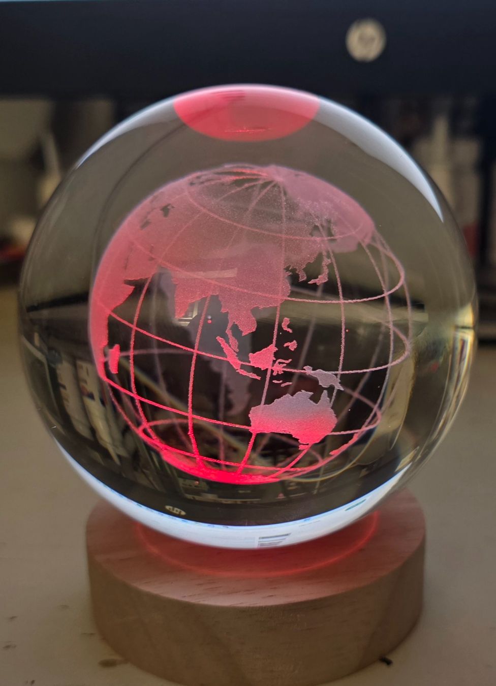 Altro in Decorazioni & Accessori: Bille en verre gravé globe terrestre avec support bois... – Nuovo (secondo la descrizione) da Lausanne venduto da OctobreRouge16 2