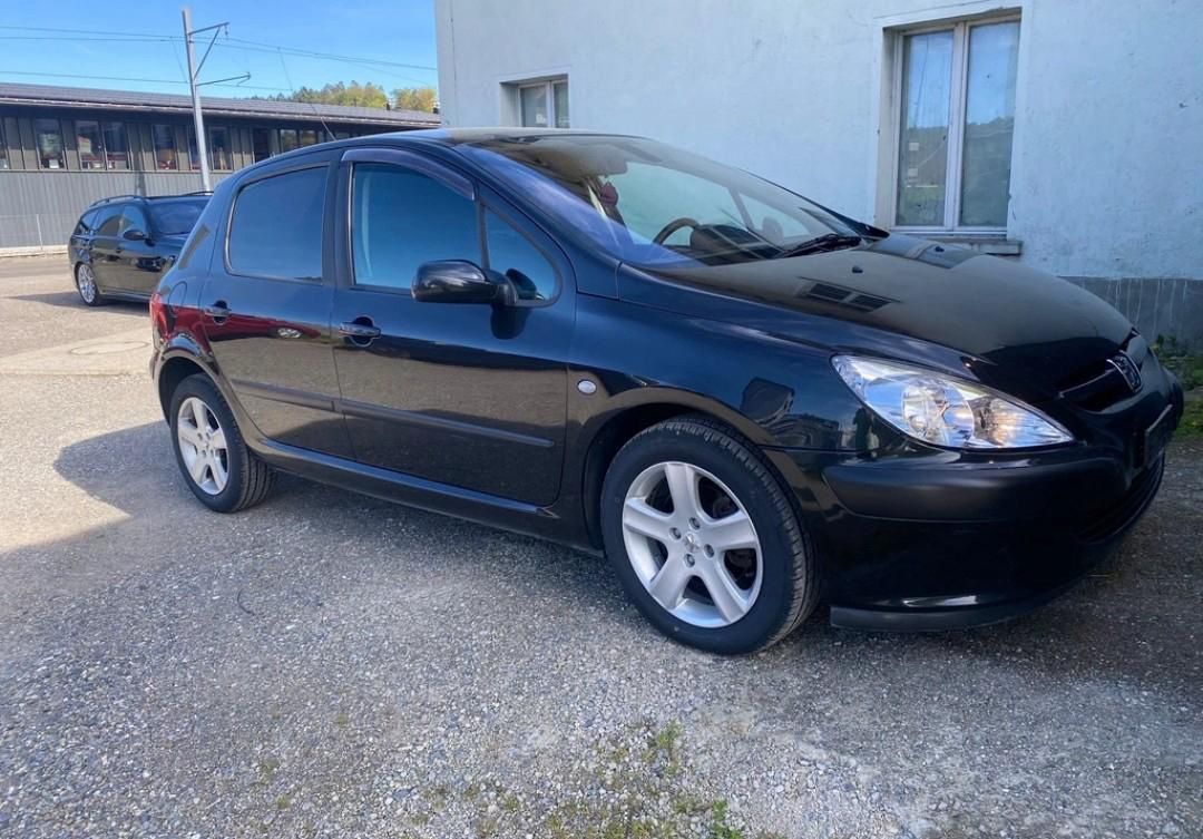 Peugeot Automobili: Peugeot 307 2.0i – Usato da Riedt b. Erlen venduto da hut_n2g7