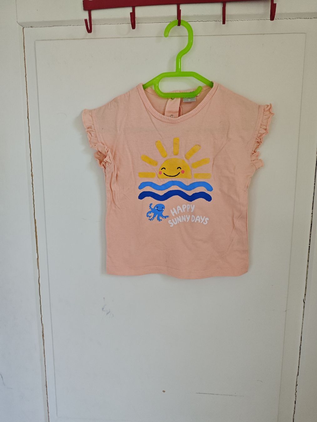 Blusen, T-Shirts & Tops: T-Shirt Gr 92 – Gebraucht aus Winterthur von Shorna