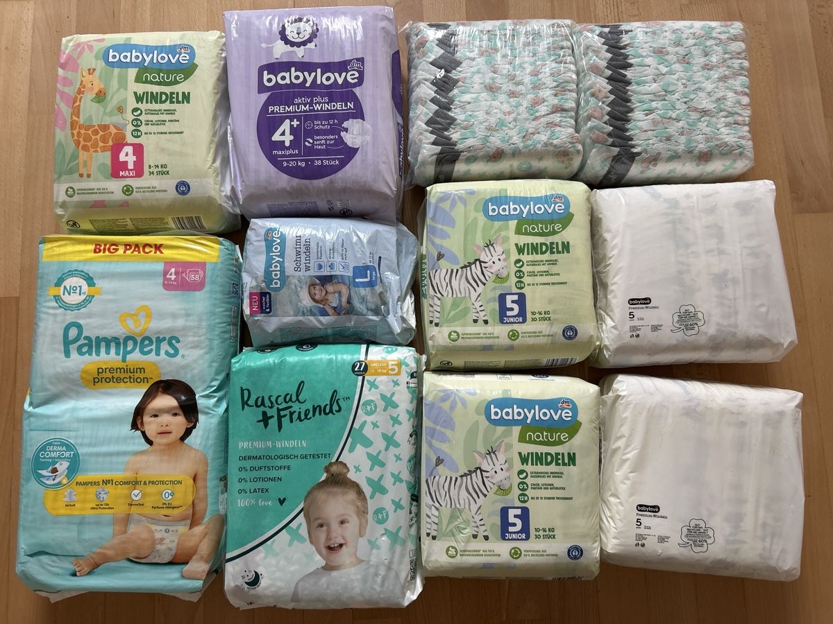 Windeleimer & Windeln: Windeln originalverpackt – Neu (gemäss Beschreibung) aus Stäfa von mcfish78