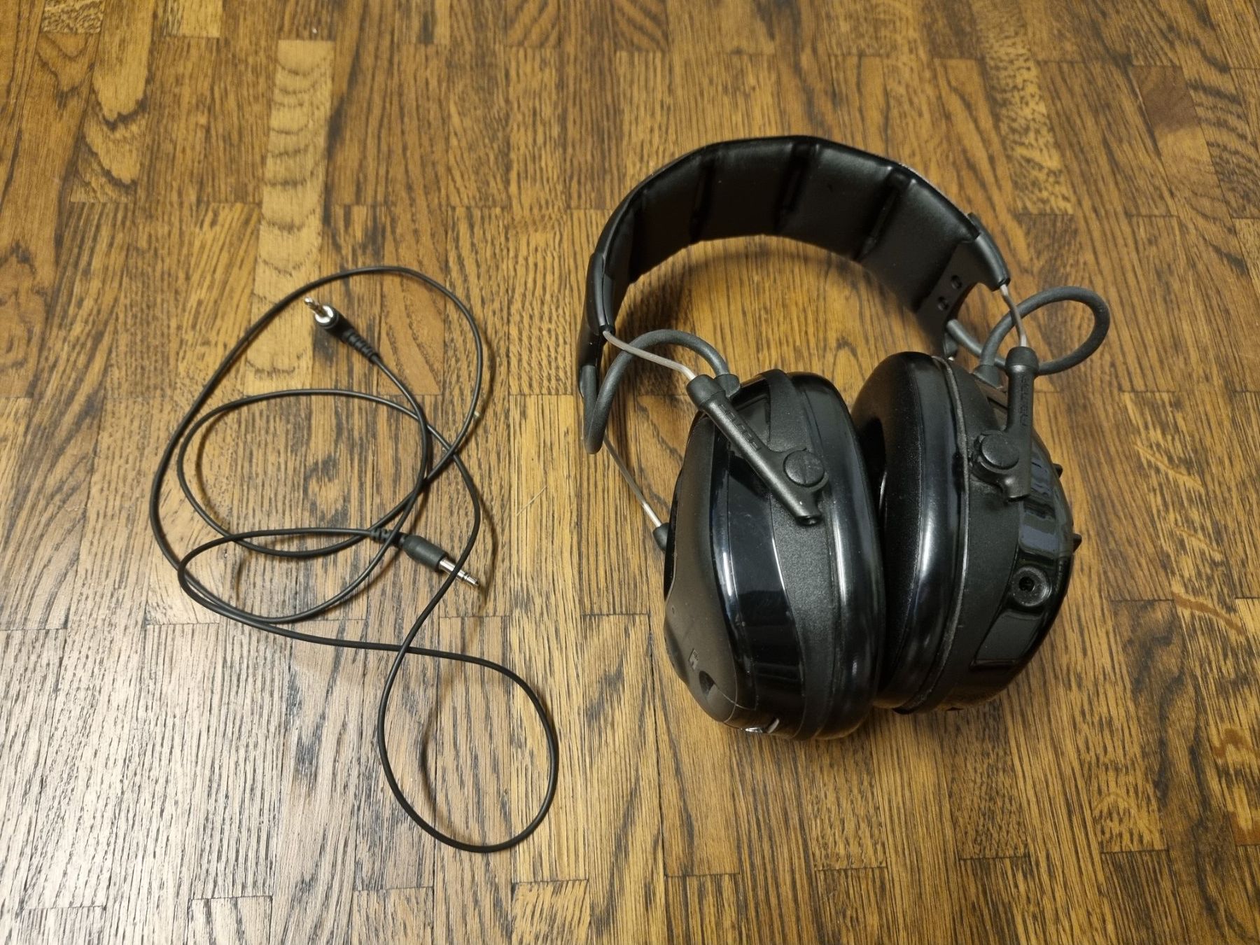 3M Cuffie: Gehörschutz 3M Peltor ProTac III - Headset – Usato da Wattwil venduto da adlerhorst73 1
