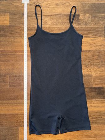 Schwarzer Body Gr. XS von TW.