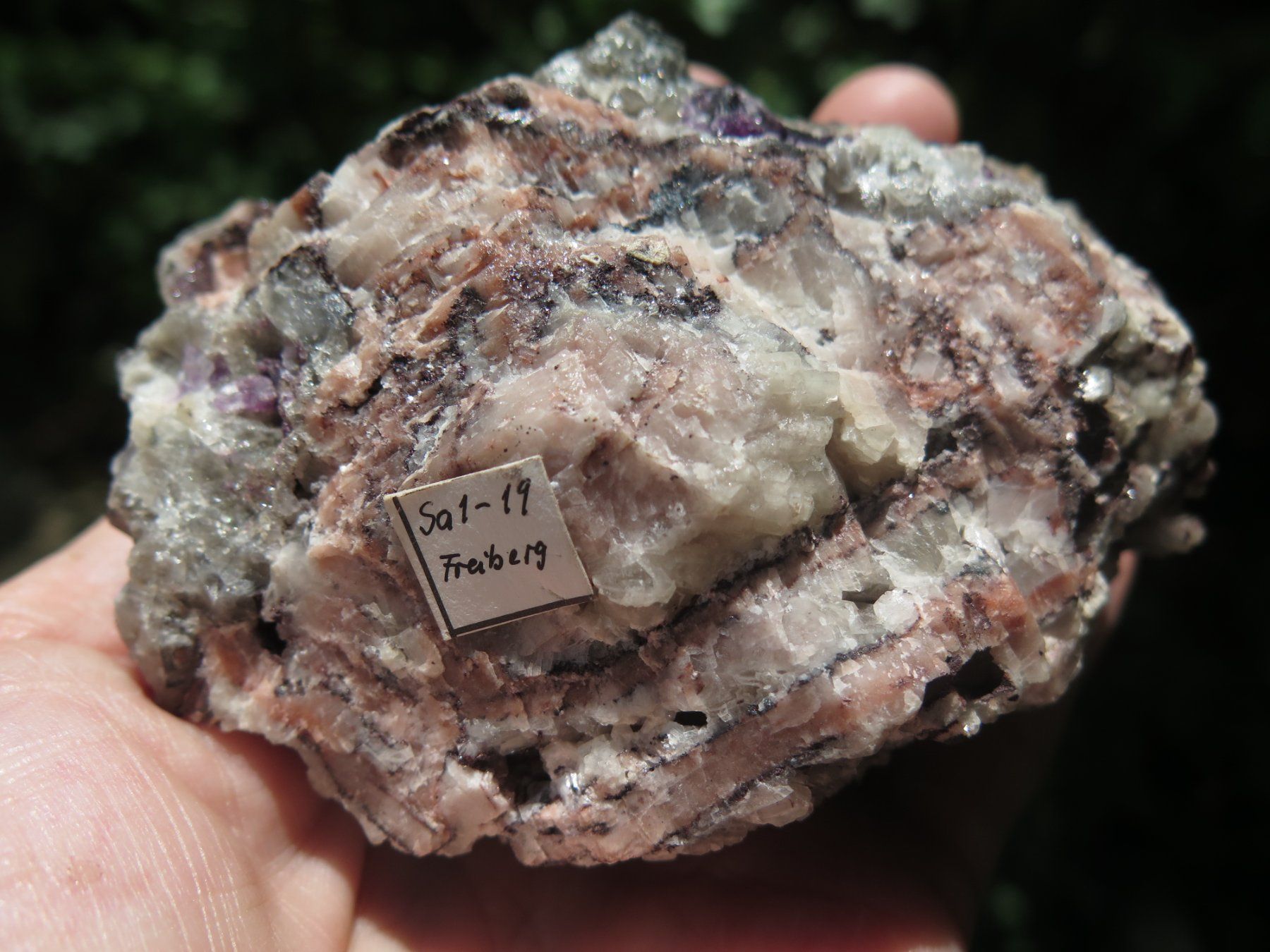 Mineralien & Heilsteine: Calcit Kanonenspat Stufe – Gebraucht aus Schaffhausen von Yamakana51L8736OQ8 3