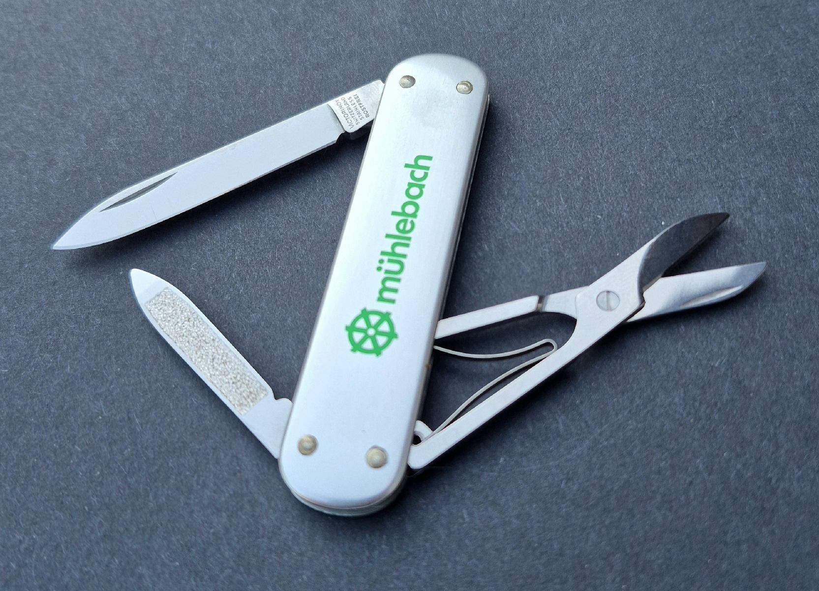 Victorinox Taschenmesser: Victorinox Alox 74mm – Neu (gemäss Beschreibung) aus Thun von patluv