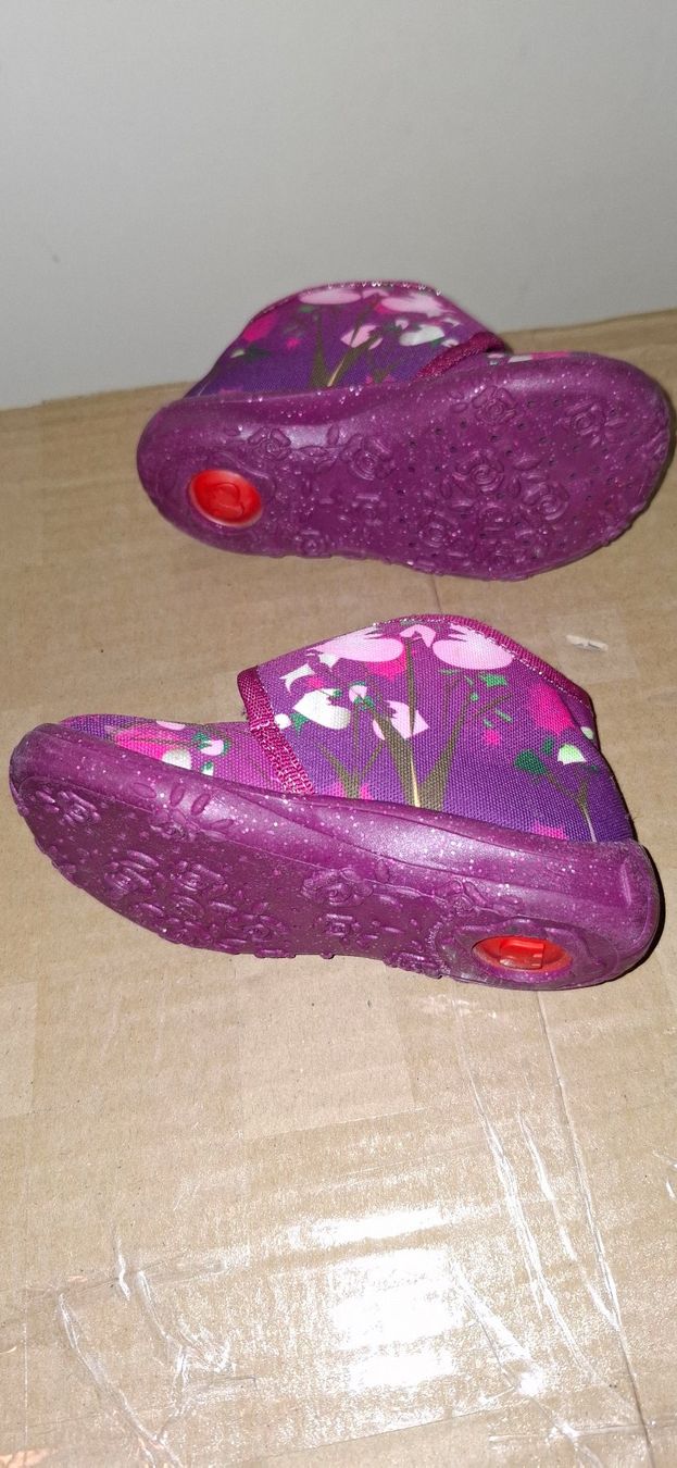 Elefanten Scarpe per ragazzi: Pantoufle elefanten, bébé 1an, taille 21 – Usato da Lausanne venduto da GeoTrouvetou1952 2