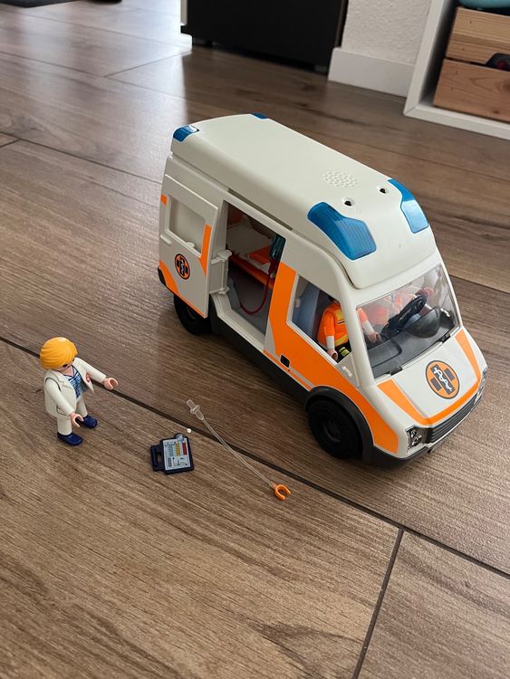 Playmobil Krankenwagen Kaufen auf Ricardo