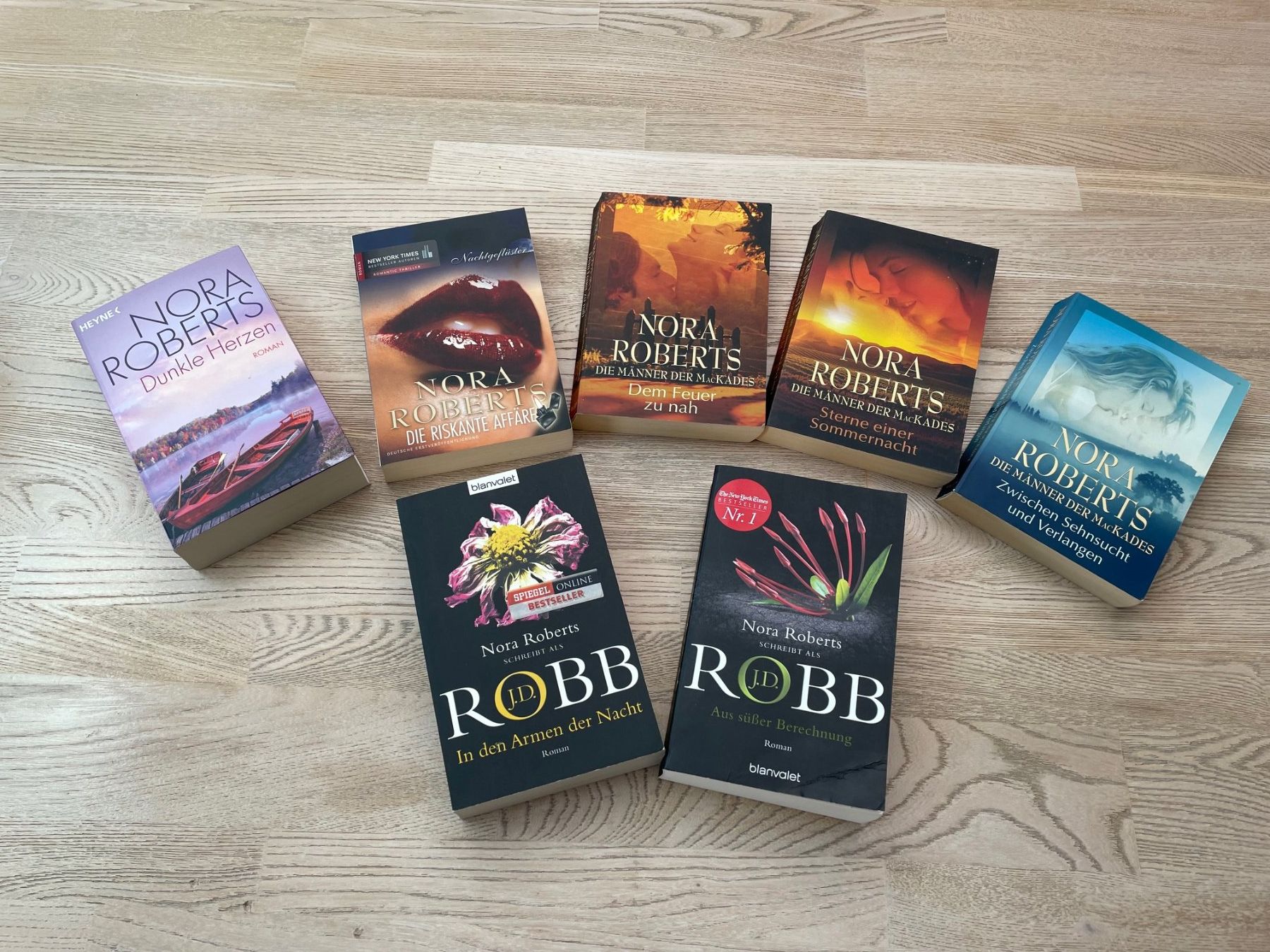 Libri: Nora Roberts - Set  7-teilig – Usato da Schnaus venduto da sueg01