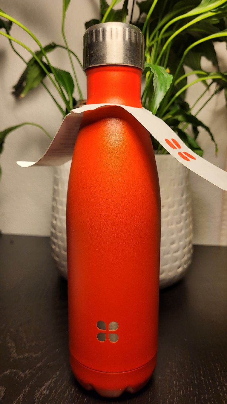 Gourdes & Thermos: Isolierflasche Edelstahl Rot, Manor – Neuf avec emballage d'origine à Schindellegi par Maidli8834