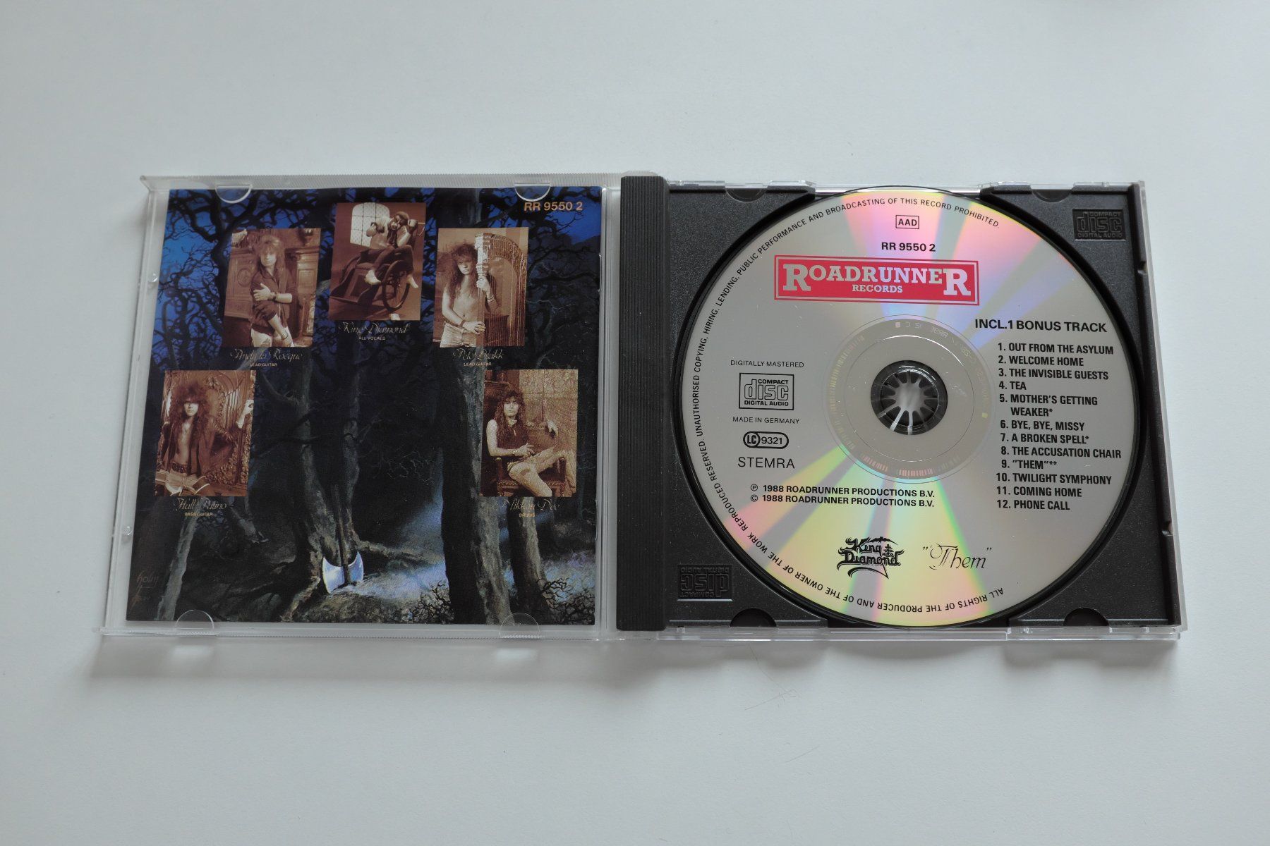 CD: King Diamond - Them – Usato da Basel venduto da chu_d5w2 2