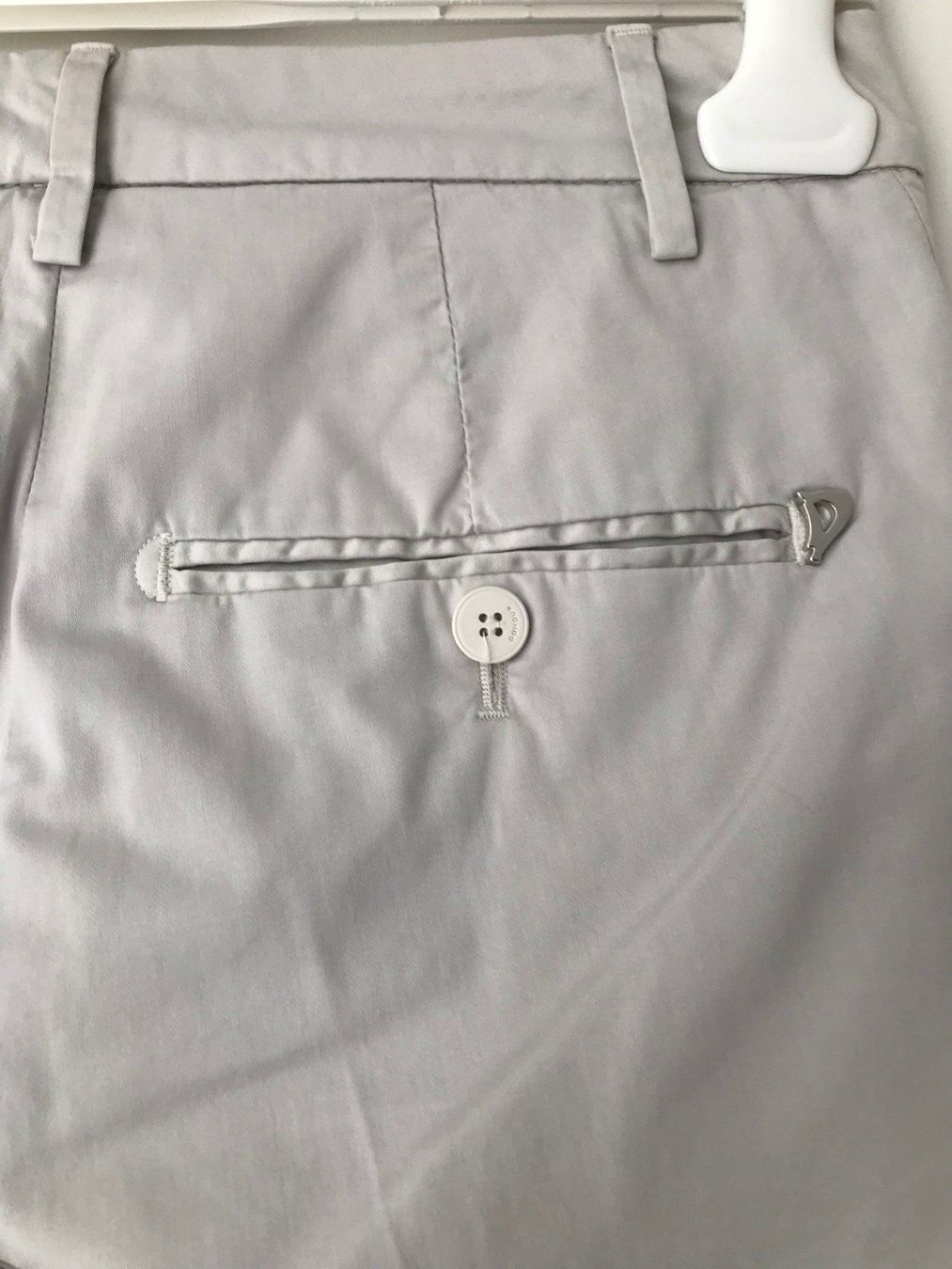 Dondup Pantaloni: Hose von Dondup,  Gr. 25, hellgrau – Nuovo (secondo la descrizione) da Kilchberg venduto da boudoir076 3