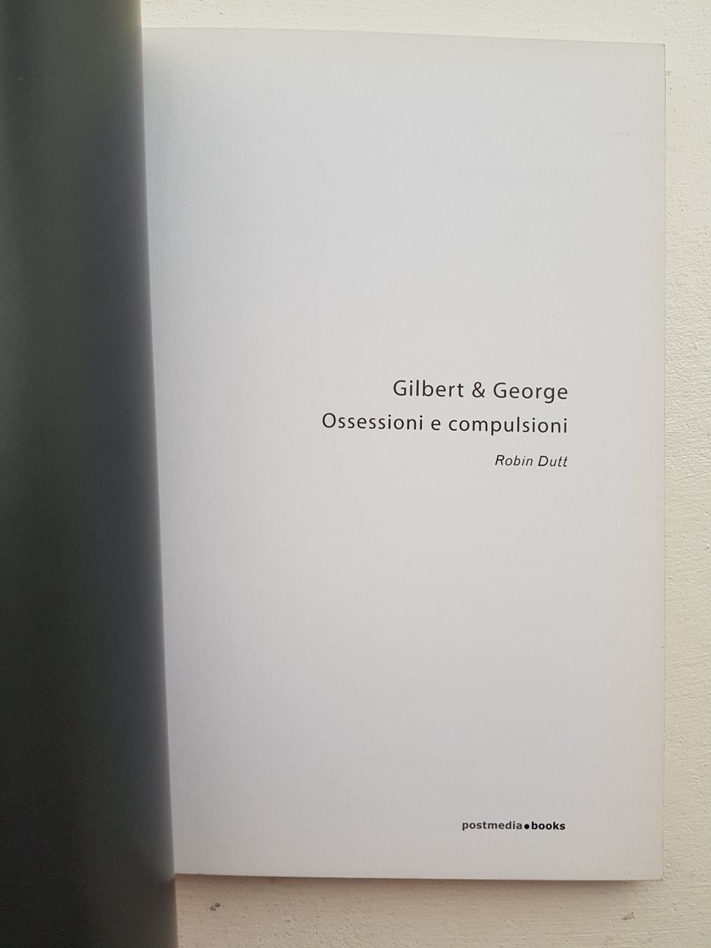 Libri: Gilbert & George par Robin Dutt – Nuovo (secondo la descrizione) da Lausanne venduto da LasloH 1