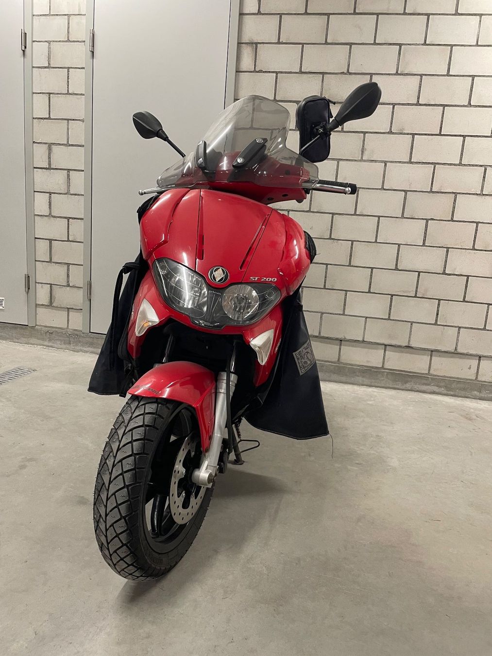 Gilera Scooters: Gilera Runner 200 ST Roller Frisch ab mfk – D'occasion à Sargans par iru_gk8f 4