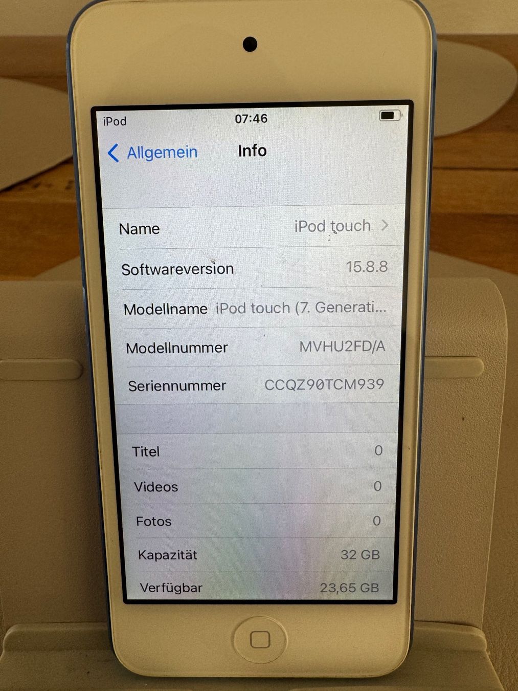 Apple Lettore multimediale portatile: iPod touch 7Generation 32GB – Usato da Adliswil venduto da Busys 1