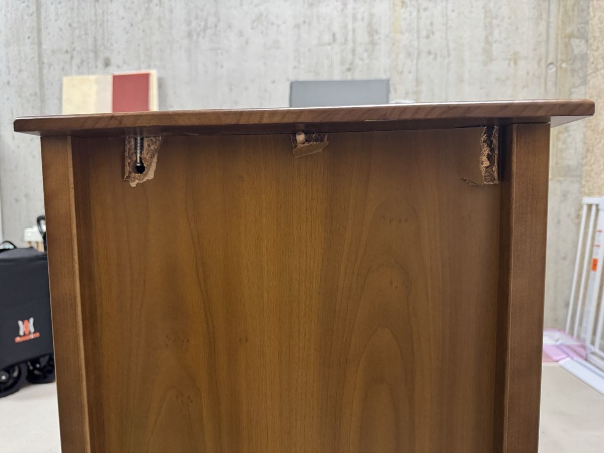 Kommoden: Wooden dresser  – Defekt aus Basel von tho_jr52 1