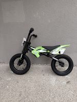 Kindermotorrad Thumper grün