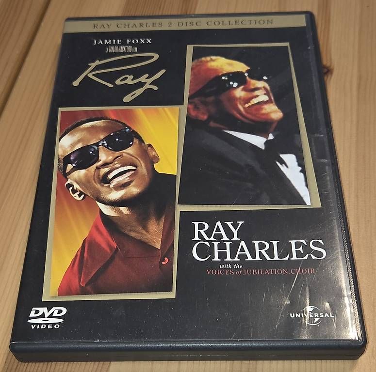 Tutti i DVDs: Ray (2004) (2-DVD-Edition) – Usato da Lenzburg venduto da Djroc