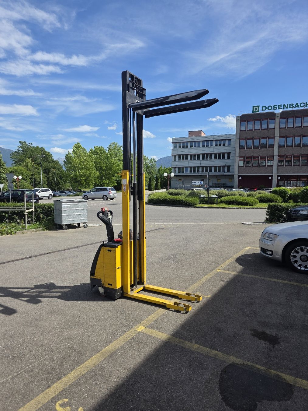 Ameise Gabelstapler & Hubwagen: Elektrischer Hubstapler 2.9m Hub – Gebraucht aus Uznach von songoku759 1
