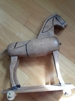 Antikes Holz Spielzeugpferd