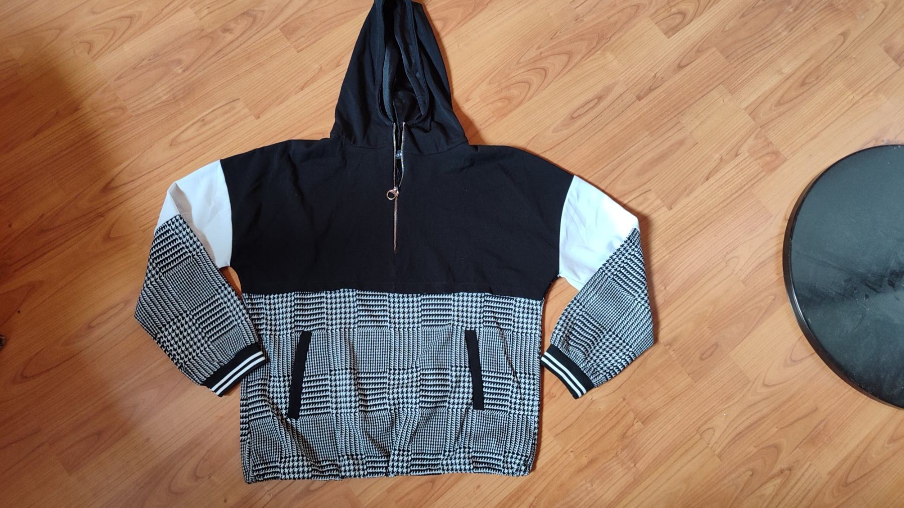 Benetton Pulls & Sweat-shirts: Longsleeve, Pulli, Gr. M, Set: 10 Stk. – Neuf avec emballage d'origine à Brüttisellen par nic_xm7s 6