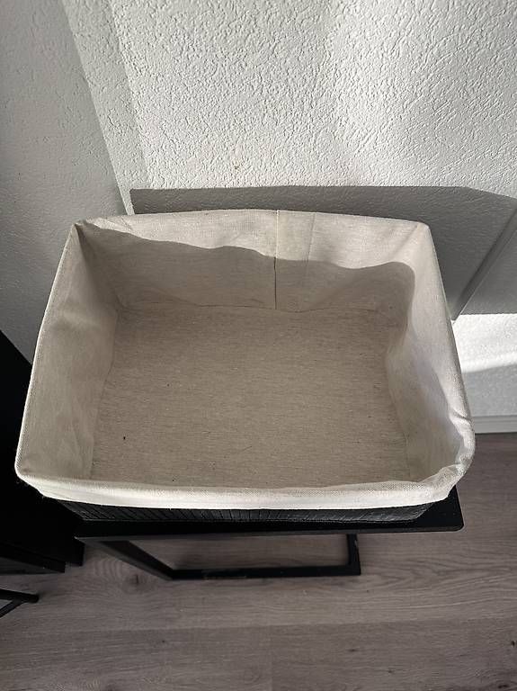 Casse di trasporto: Boîte de rangement en bois – Usato da Vevey venduto da diogodasilva_ 1