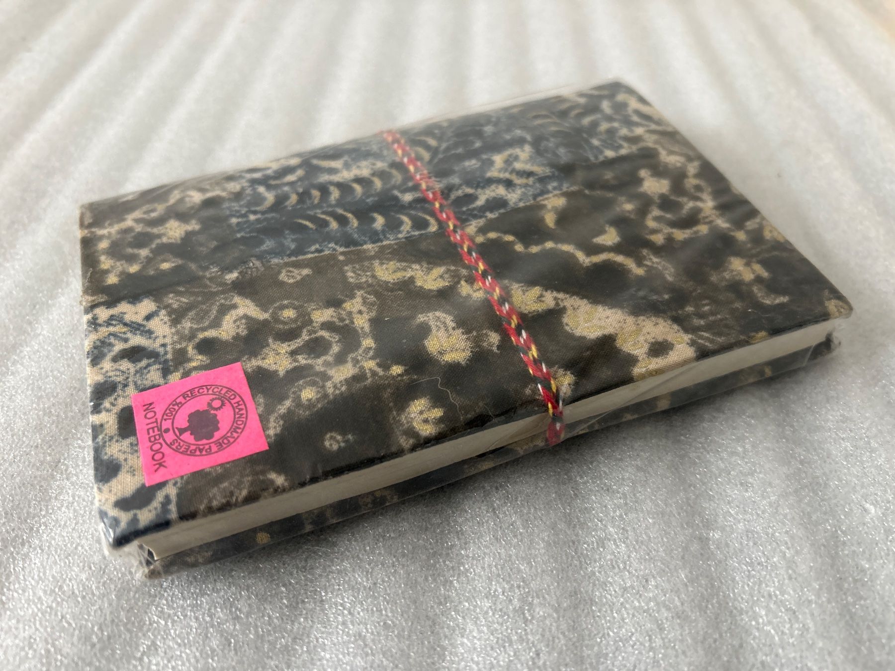 Blocchi: analoges Notebook - Notizheft – Nuovo e nell'imballaggio originale da La Chaux-de-Fonds venduto da jacq_LaTsch0 1