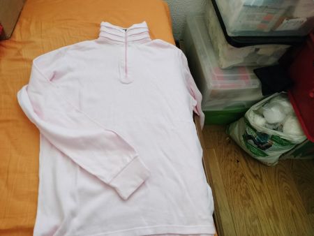 Pulli. Gr. 40