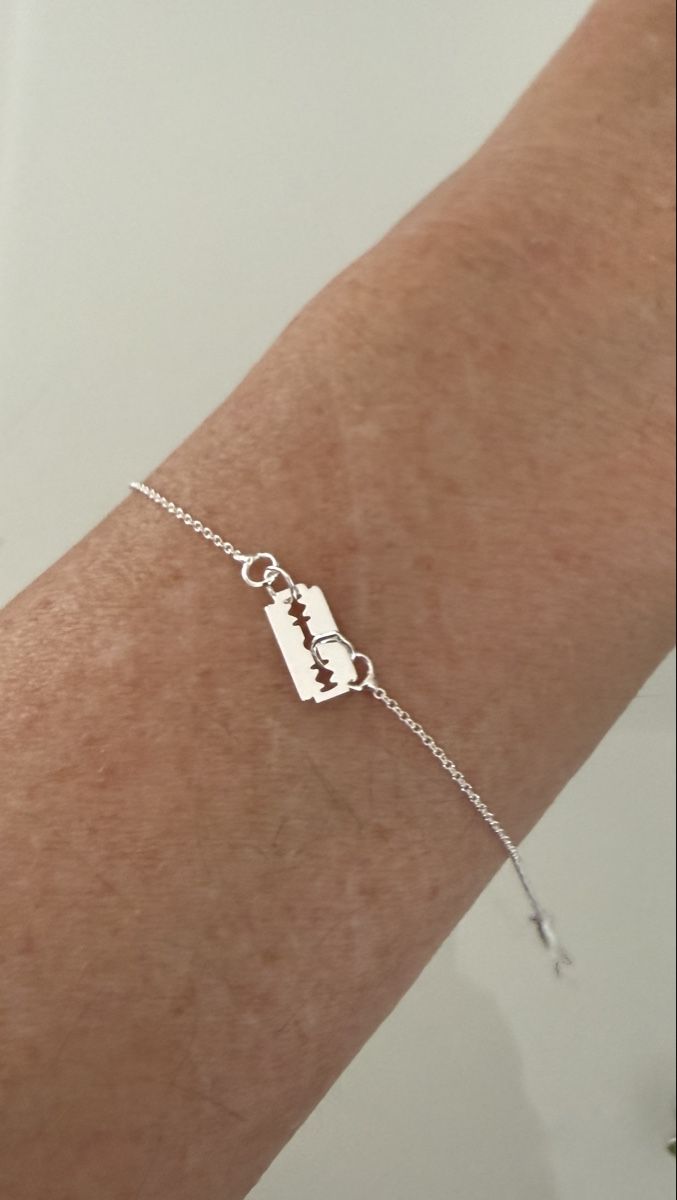 Bracciali & Braccialetti: Feines Kettenarmband mit Klinge: Silber 925 – Nuovo e nell'imballaggio originale da Ebikon venduto da Leonidas2 3