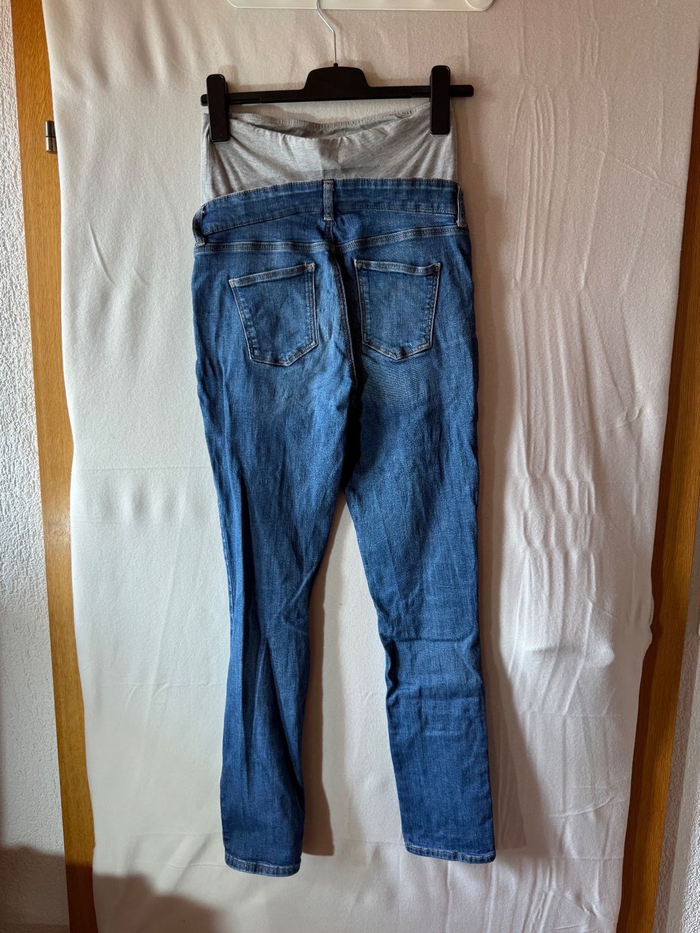 C&A Pantaloni: Umstands-Hose com C&A Gr. 34 – Usato da Grosswangen venduto da SALE_SALE_SALE 5