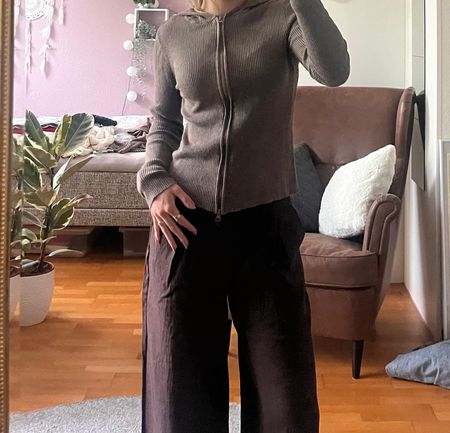 Strickjacke mit Kapuze