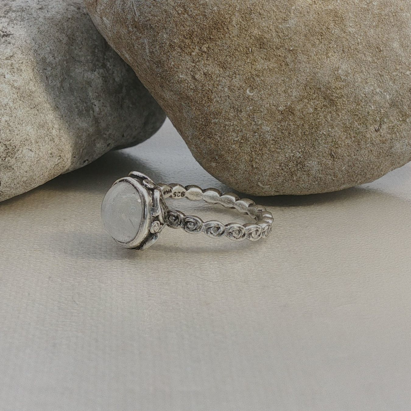Olga Ribler Ringe: Mondstein Ring Silber filigran elegant Grösse 48 – Neu (gemäss Beschreibung) aus Luzern von Schmuckoutlet 6