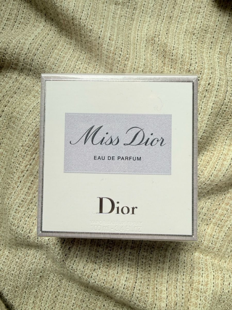 Dior Parfums & Eau de Toilette: Miss Dior Eau de Parfum 100ml new – Neuf avec emballage d'origine à Genève par ech_96wh