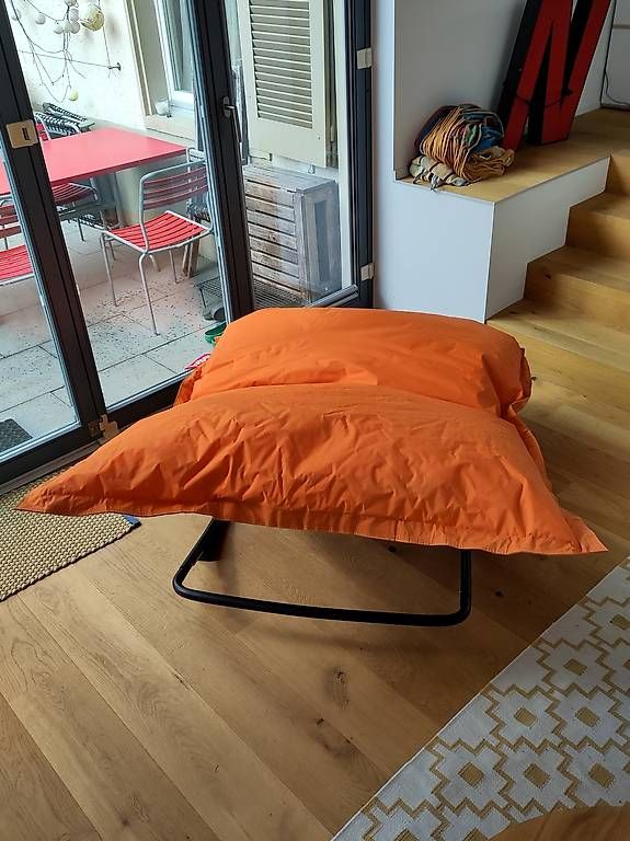 Fatboy Sessel: Grosser Fatboy Original Sitzsack mit Gestell  Orange – Gebraucht aus Buchs AG von nisp 1
