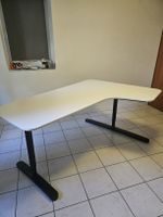 Schreibtisch - Ikea Bekant
