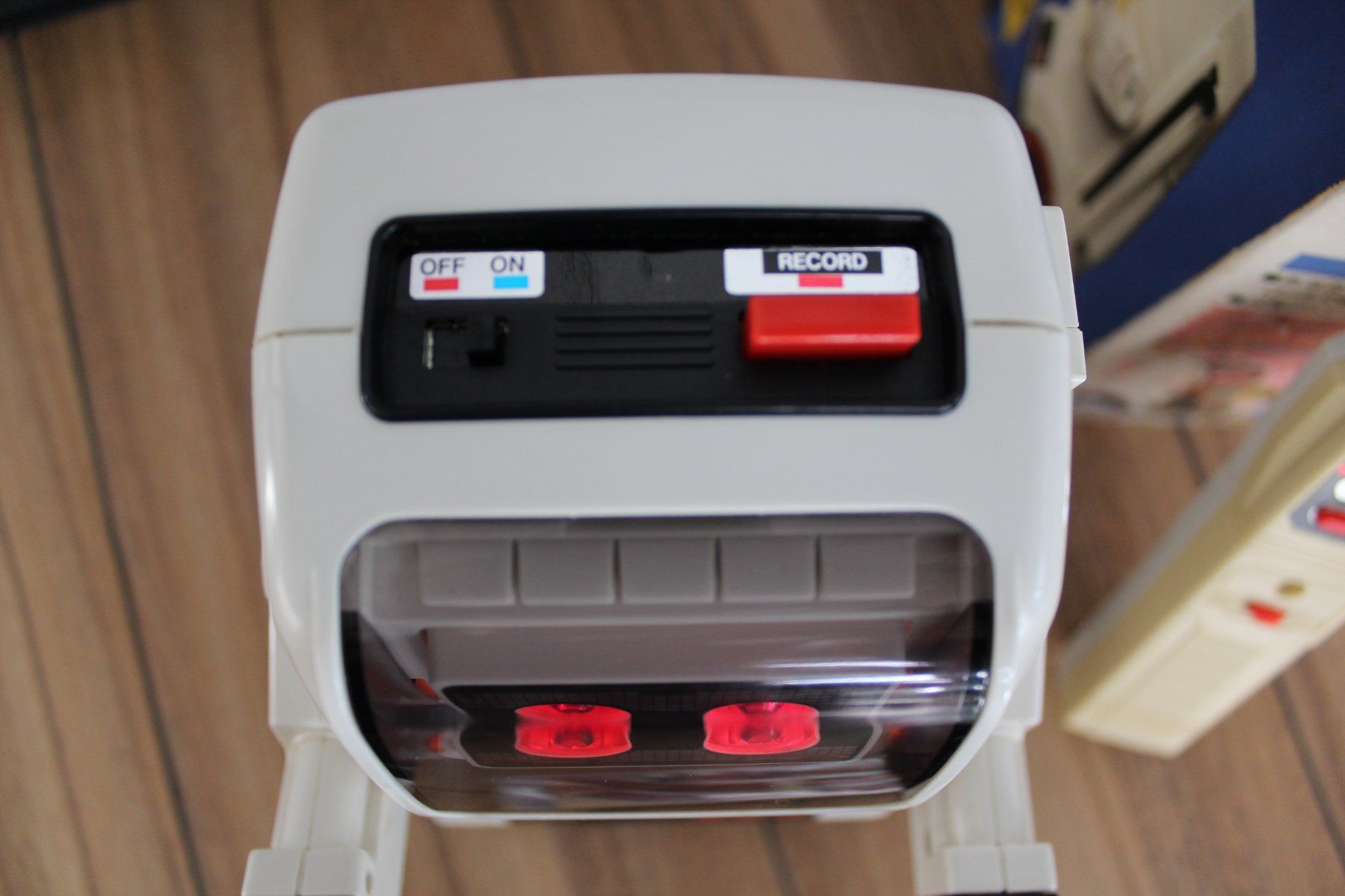 Tomy Jouets: Tomy Roboter YU-U-ZO Chatbot – Défectueux à Regensdorf par kimba05 6