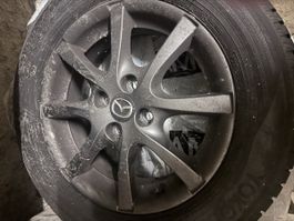 4 Winterreifen mit Felgen Yokohama Mazda gebraucht