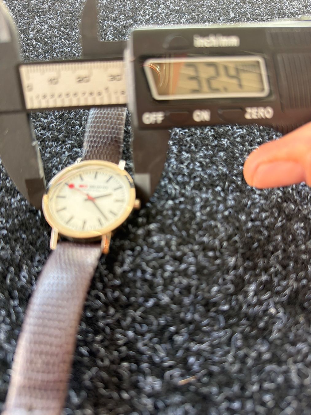 Mondaine Uhren: SBB Mondaine Ecoquartz – Gebraucht aus Schlieren von Luxury.Time 2