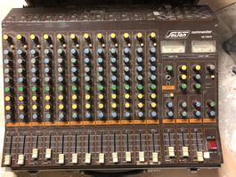 Solton Commander 12/300 Mischpult im Koffer gebraucht