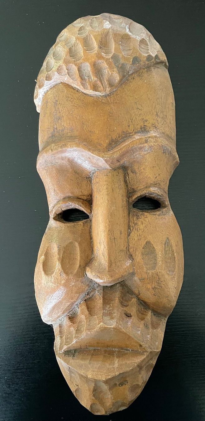 Internationale Kunst: Maske afrikanisch Kunst Schnitzerei Deko Wandschmuck Afrika – Gebraucht aus Oftringen von good.deals.noreply 8