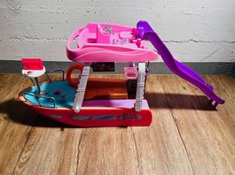 Barbie Party-Yacht mit Rutsche