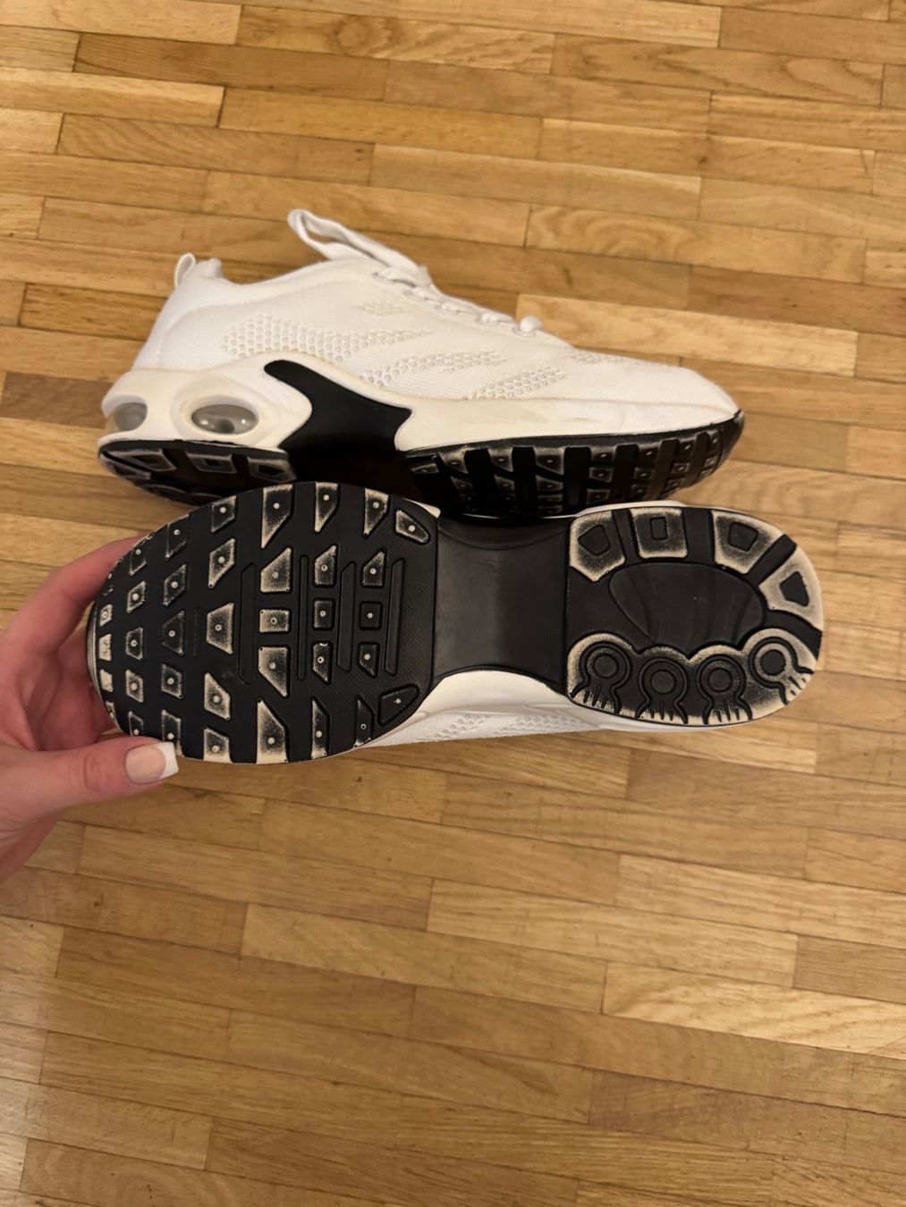 Scarpe da donna: Sport Schuhe Damen – Usato da Widen venduto da hoe_dy9r 4