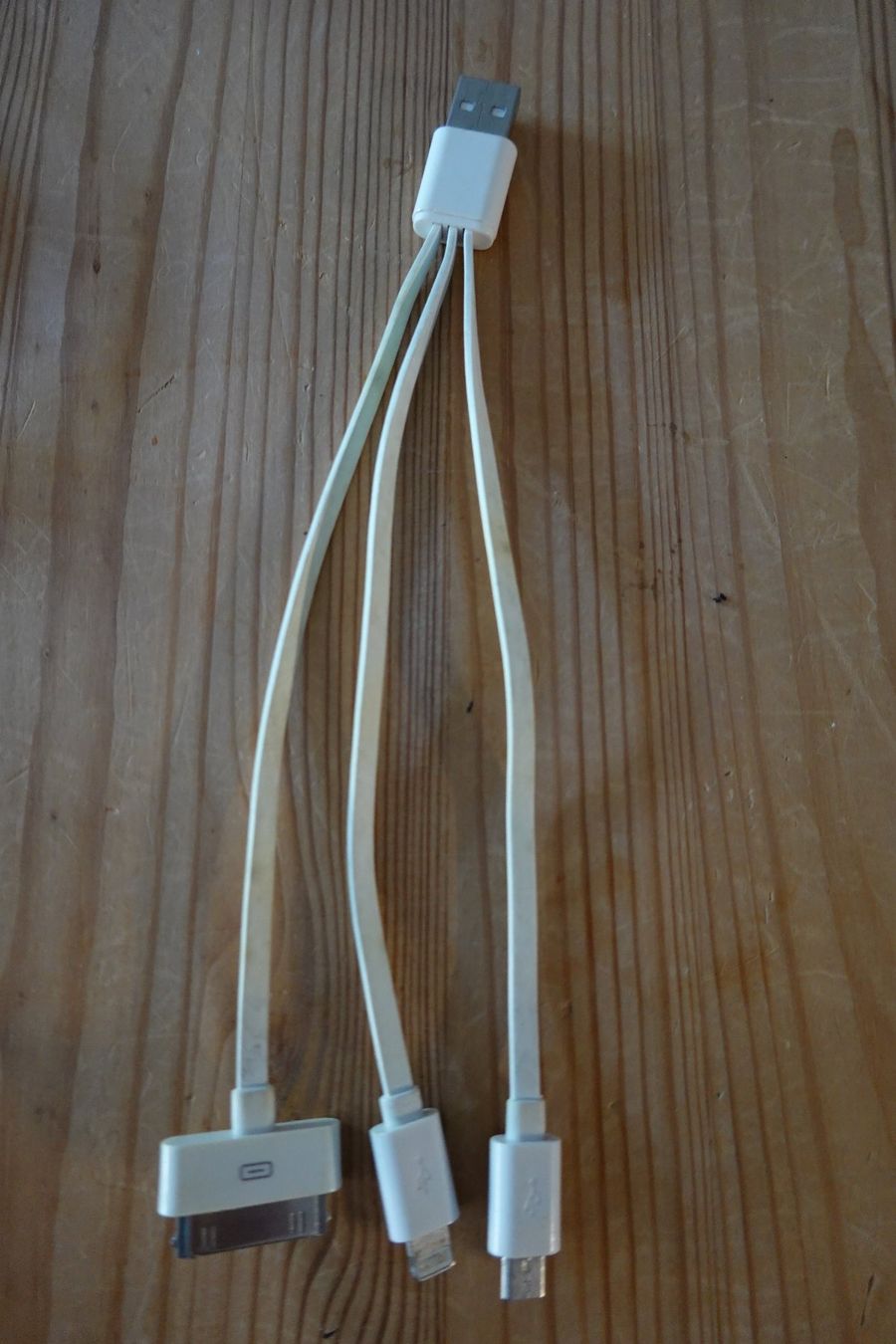 Cavi: 3 in 1 Ladekabel für verschiedene Geräte USB – Usato da Jona venduto da JOberg_25